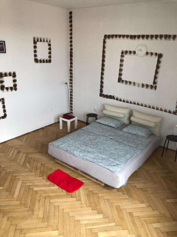 Pokoj 11A Διαμέρισμα Krasków Εξωτερικό φωτογραφία